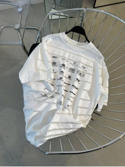 Balenciaga T-Shirt 14