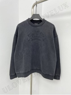 Balenciaga sweater 11