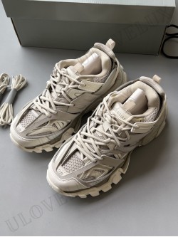 Balenciaga shoes 31