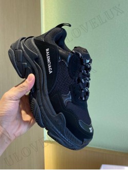 Balenciaga shoes 37