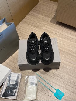 Balenciaga shoes 37