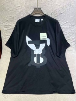 Burberry T-Shirt 1