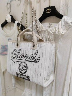 Chanel bag 134