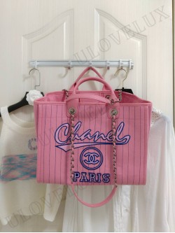 Chanel bag 136