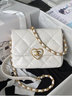 Chanel bag 152