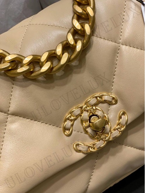 Chanel bag 154