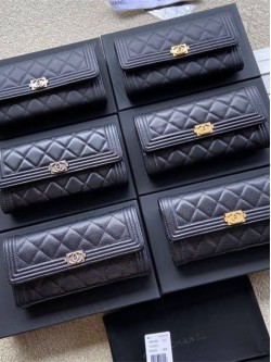 Chanel wallet 11