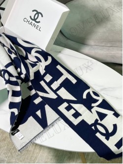 Chanel scarf 1