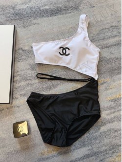 Chanel swimsuit 18