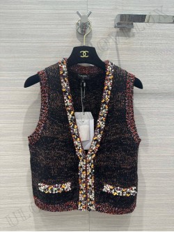 Chanel vest 1