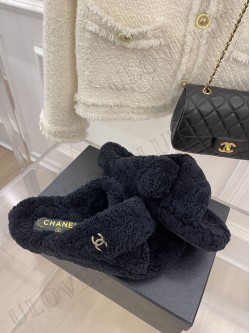 Chanel slippers 4