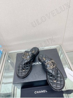 Chanel flip-flop 31