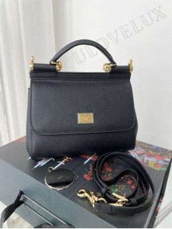 D&G bag 4