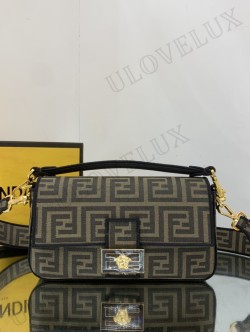 Fendi bag 35