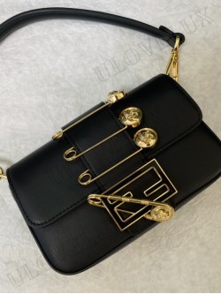 Fendi bag 31