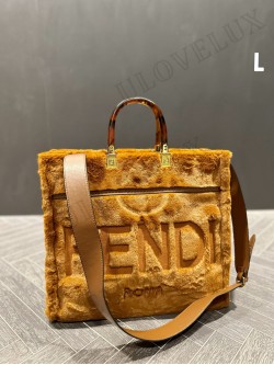 Fendi bag 42