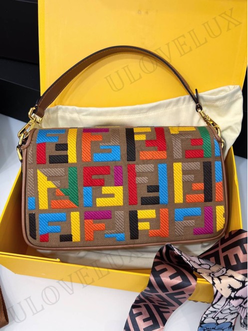 Fendi bag 106