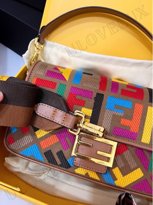 Fendi bag 106