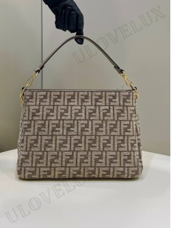 Fendi bag 58