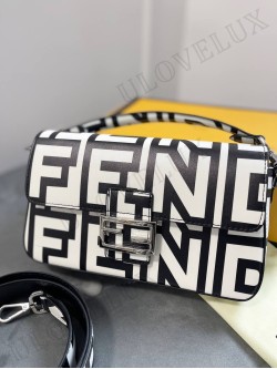 Fendi bag 60