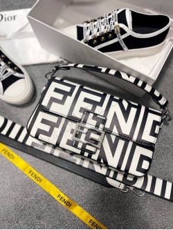 Fendi bag 74