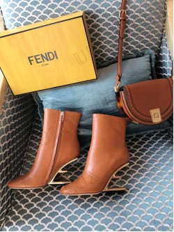 Fendi boots 2