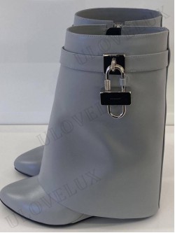 Givenchy boots 2