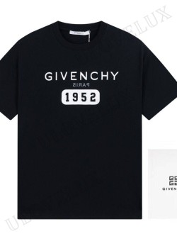 Givenchy T-Shirt 2