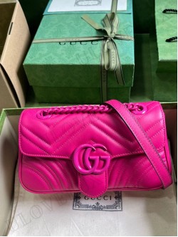 Gucci bag 142