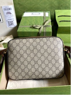 Gucci bag 77