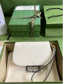 Gucci bag 80