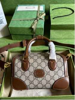 Gucci bag 84