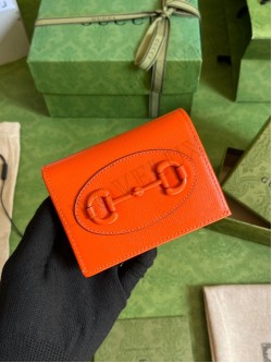 Gucci wallet 9