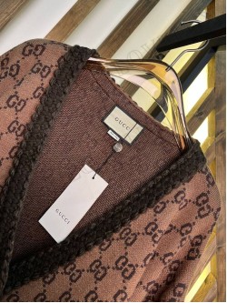 Gucci sweater 26