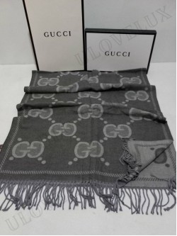 Gucci scarf 4