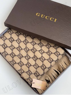 Gucci scarf 1