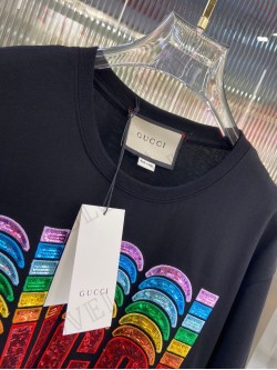 Gucci T-Shirt 64