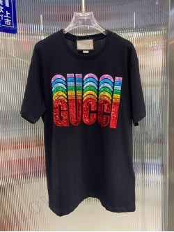 Gucci T-Shirt 64