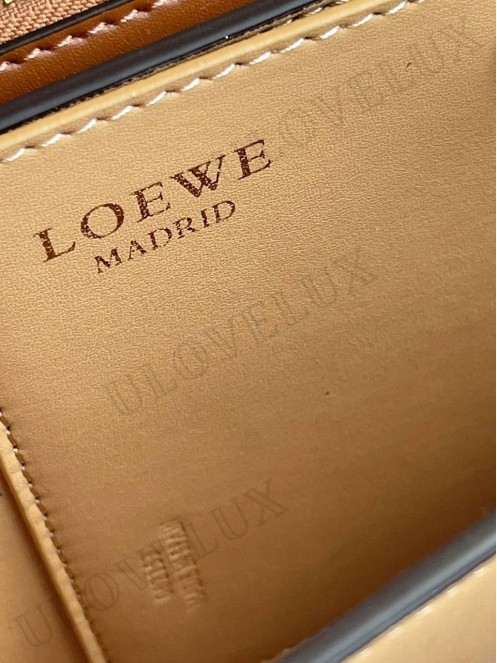 Loewe bag 1