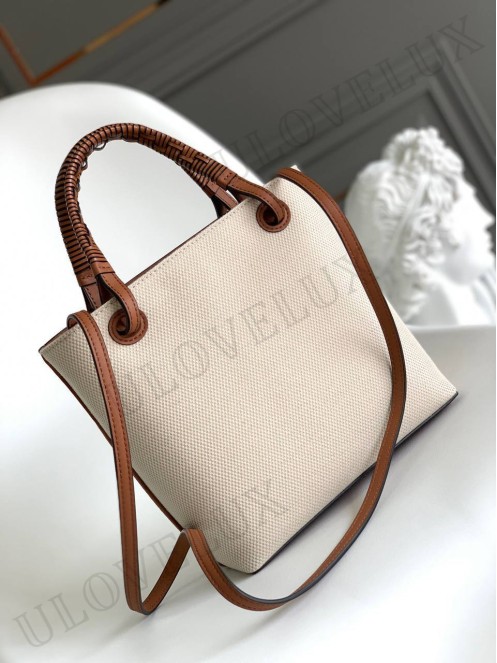 Loewe bag 13