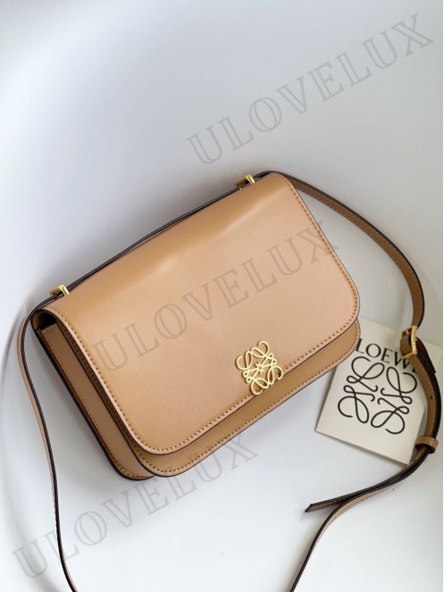 Loewe bag 2