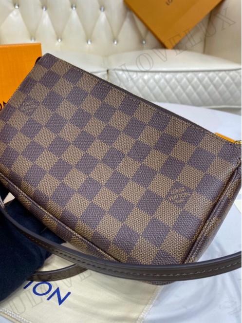 LV bag 143