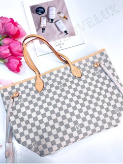 LV bag 22