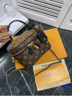 LV bag 21