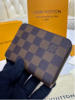 LV wallet 20