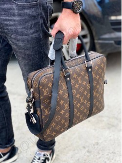 LV  bag  37