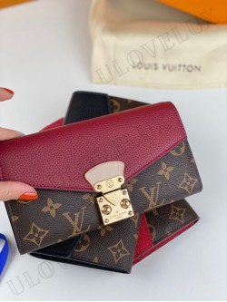 LV wallet 4