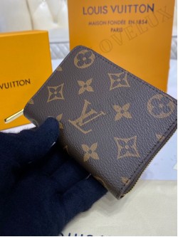 LV wallet 21