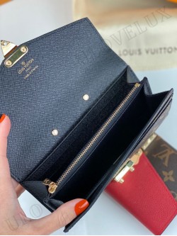 LV wallet 3