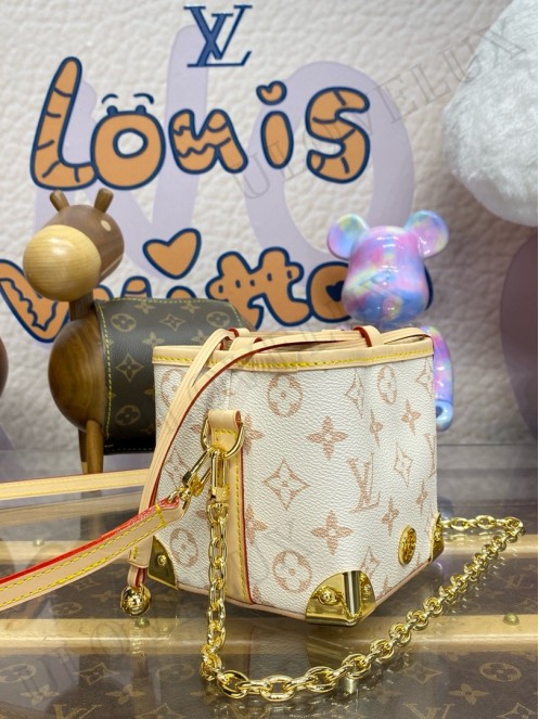 LV bag 361